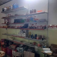 يوجد عارضت ومجمدت عارضت ورفوف 07740903094 او خاص