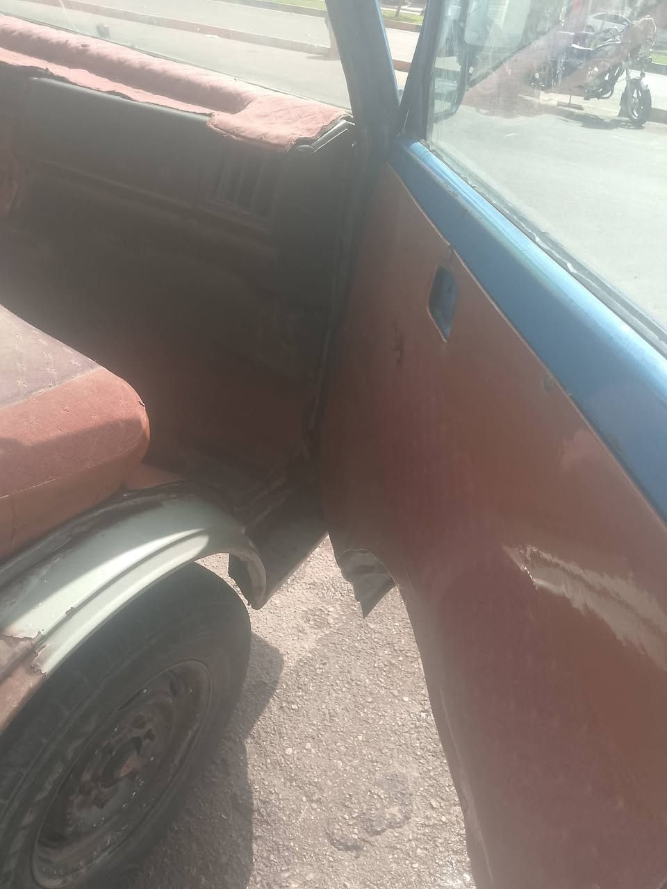 سلام عليكم كيا موديل 94 رقم بغداد مكفوله قانونيا وعشائريا سياره بدون تحويل سياره قماره ثمانيه شنقال بيها تنقيص  مكان سياره بغداد زعفرانيه رقم الهاتف *********** سعر 25 بي مجال
