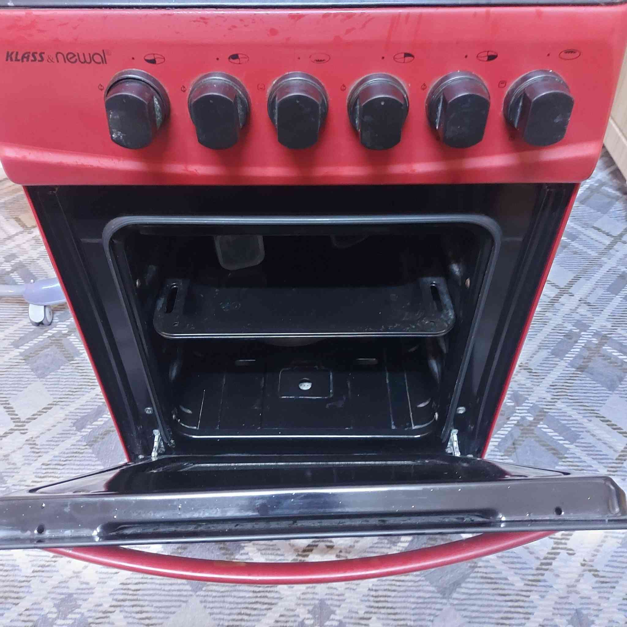 للبيع طباخ
نوال نظافة  ١٠٠% 
اربع عيون
***********
