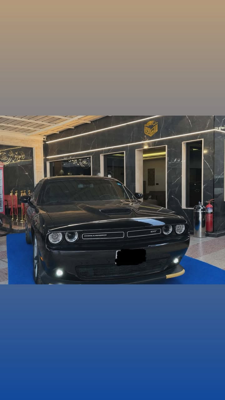 DODGE CHALLENGE(GT)
.سعة المحرك:- 3.6
.الموديل.2023 النسخه الاخيره🔥
اللون .اسود
.المسافة المقطوعة:37798mi

.الاضافات👇🏻👇🏻👇🏻 
          
.شاشه 
.بصمه
.كراسي تدفئيه وتبريد
.كراسي مخمل 
.كرسي كهرباء   
.وَيْل 20
.كامره 
.سبايدر 
. تشغيل عن بعد
.لايتات زنون 
.نضام سبور
.تحكم شاشه

📍تقريرمياه امطار شغال 100/100📍

***********
