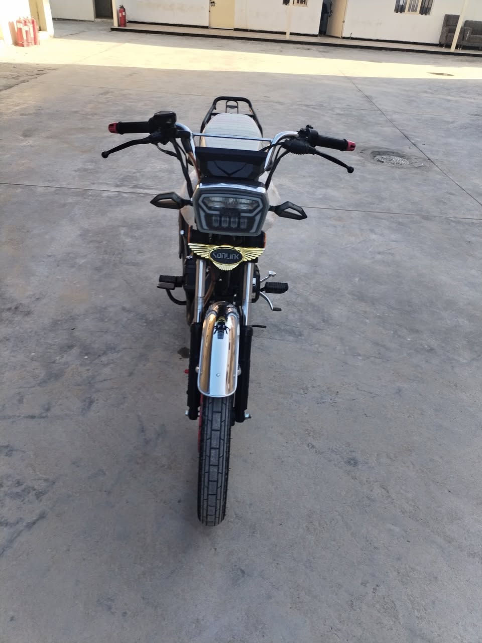 سيفان 5 كير موديل 2025 شكل جديد
ضاغطة وزنجيل 🚧🚧🚧🚧
دراجة نضيفة بمعنى الكلمه من كلشي
كله فول
المكان واسط صويرة
السعر اتصل ودلل ماعدك رصيد رمشلي واني اتصل عليك ***********
