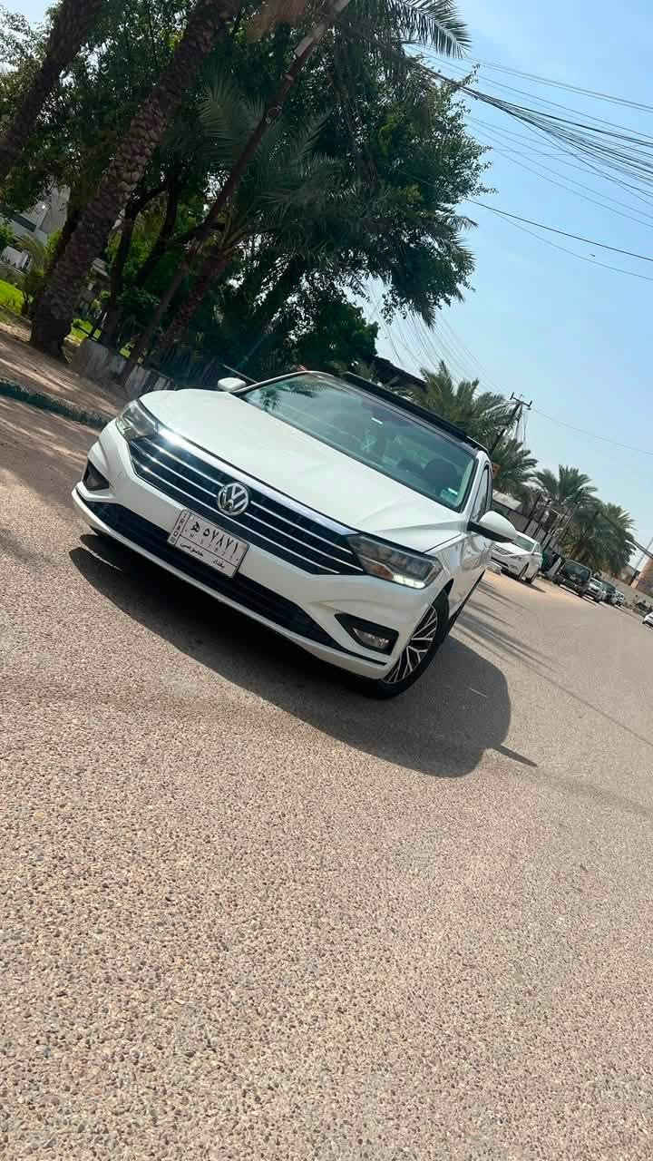 ‏Volkswagen Jetta 2019 SE
فولكس واكن جيتا ٢٠١٩ SE

رقم: بغداد  
لون: ابيض
المحرك : ١٤٠٠ تيربو 
عداد المسافه: ١٨٥.٠٠٠ كم 
السعر :148 ورقه 
المواصفات :
١. سقف بنوراما
٢. كشنات جلد اسود 
٣. تدفئه بالكشنات
٤. ويل كب 
٥. رادار امامي
٦. نقطه عمياء 
٧. رادار خلفي .. توقف ذات    
السياره مناقصها اي شي 
الحادث
بامريكه بدايه الهلال طخه بسيطه بالهلال الخلفي وره السايق بيها بس برده طاكه
واحدث ابغداد ربع البنيد سمكره او اصبغ
بيها ايرباك برتين او كشن السايق او راجع سستم
للاستفسار *********** عبدالله
