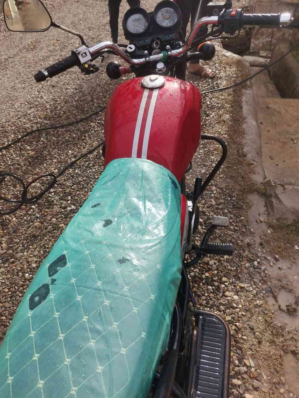 دايوان ٢٠٢١ للبيع
السعر مليون وبي مجال
العنوان ديالى سراجق
للاستفسار الاتصال على هذا الرقم ***********
