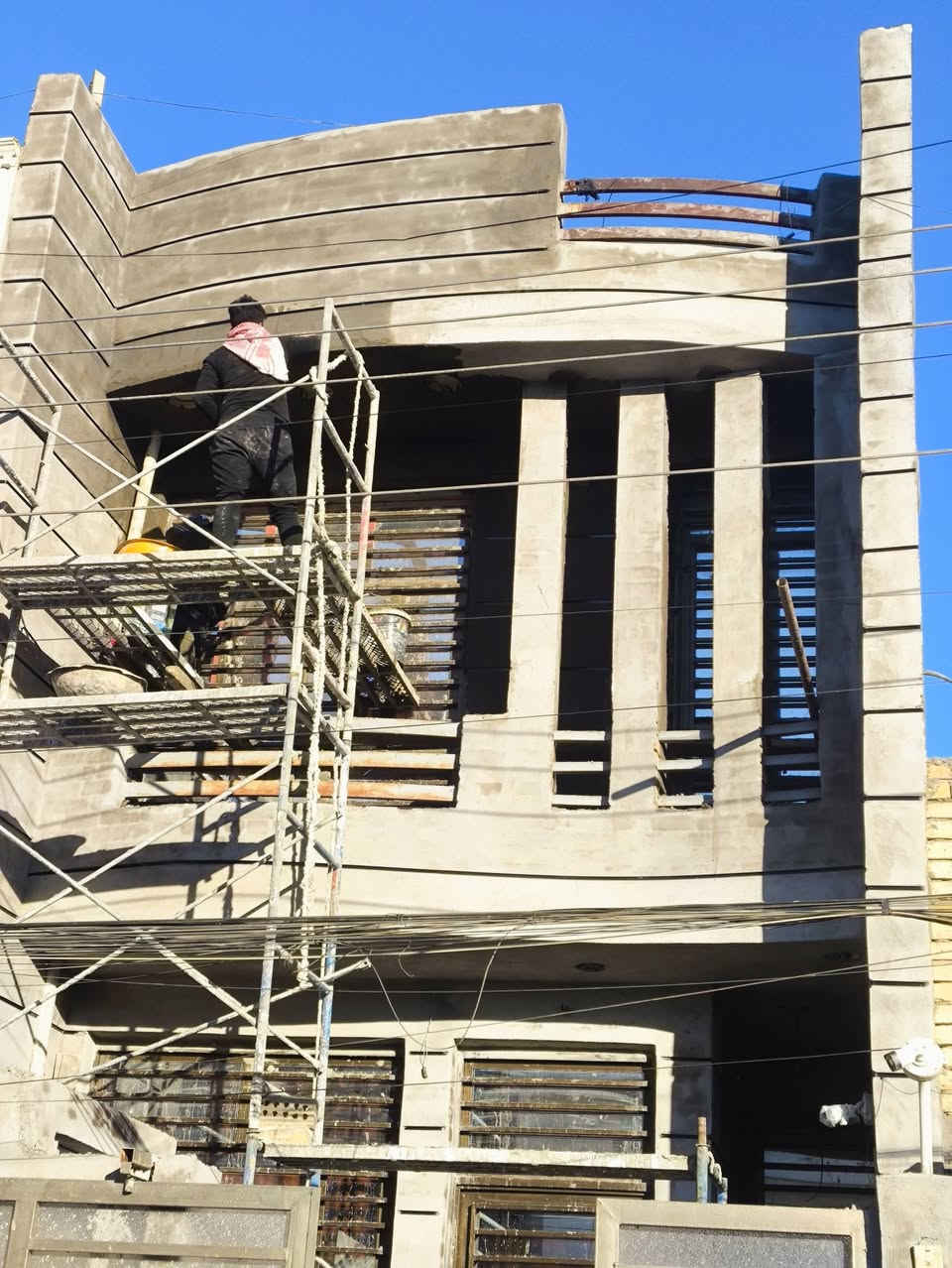 سلام عليكم خلفه لبخ واجهات تطعيم ترايش صفاحات تشميع لبخ نثر /*********** اني بل خدمه🫶
