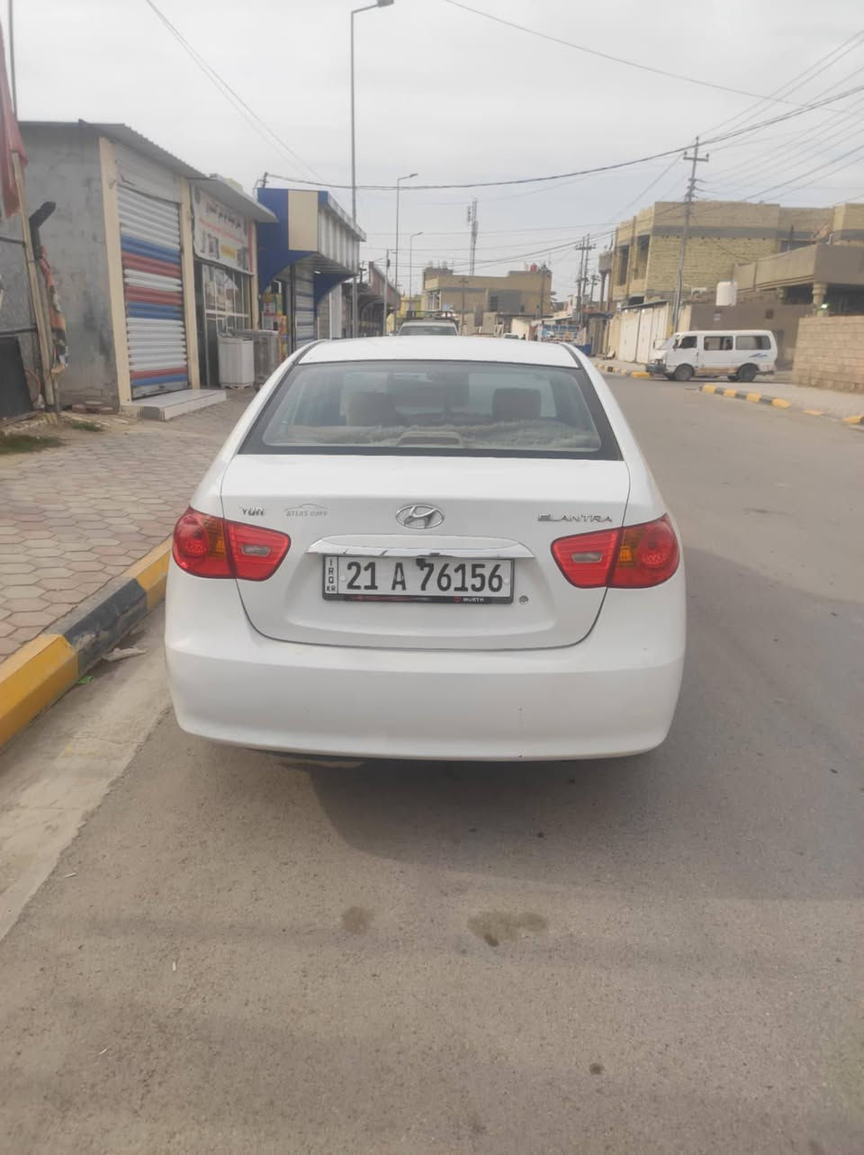 الانترا 2011 خليجي مكينه 1600دوش سيارة جاهزه على اخر حبايه سنويه ل2031باسمي حادثها جاملغ امامي عكس سائق بدون دواخل فقط صبغ سعر 112وبيها مجال بسيط ***********
