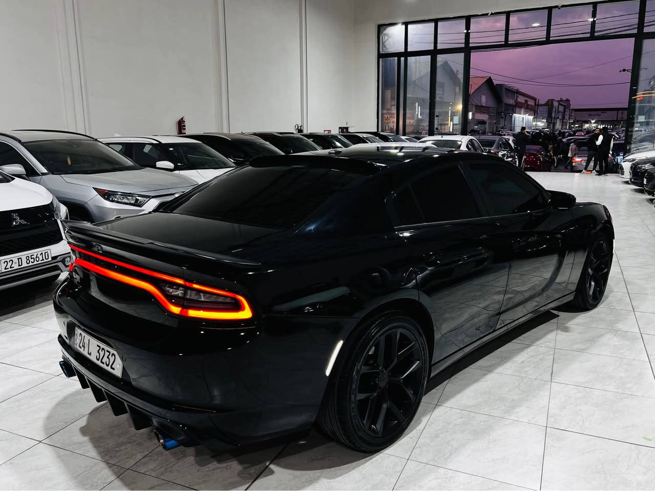 dodge charger 
SXT black top
مۆدیل ٢٠٢٠ 
چاڵمغەك پێشی بۆیاغ 
چامڵغەك ئەمریكایە بەبێ ژۆرێ بەبێ ئێرباگ 
شوێن ھەولێر 

*********** أربيل, العراق
