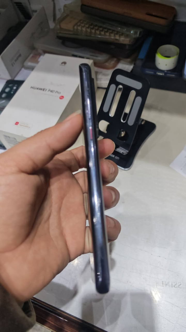 السلام عليكم هواوي P40 برو نضيف  ذاكره 256 رام 8 مكاني مدينه الصدر قطاع 46 مقابيل سوق عريبه كامل الملحقات السعر 325
***********
