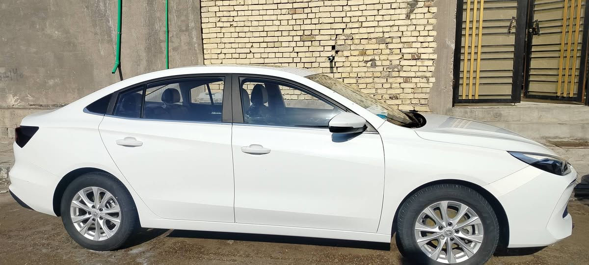 MG5 Roewe 2024
بصمه فتحة كشنات جلد تريد قطعتين 
محرك 1500 
كفاله عامه 
ماشية ٢٢ الف 
السعر 112$ 
*********** واتساب/ اتصال 
مكاني بصرة
