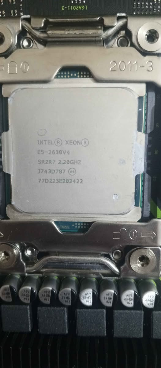 كومبو حاسبة 208
مذربورد ddr4 مع معالج xeon مع مبرد معالج الخاص بالمذربورد Ruix rgb ..  السعر الكلي 70 الف
 ATX ddr4 M.2..  and ssd
intel XEON E5- 2630 v4  
fan cpu 2000 rgb
يوجد توصيل 5 الاف لكل العراق بغداد, العراق


**إذا كنت صاحب هذا الإعلان وتريد حذفه لأي سبب، رجاءا أرسل رسالة إلى الدعم الفني**
