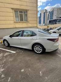 كامري ٢٠٢٢ • بدون صبغ • رقم دهوك