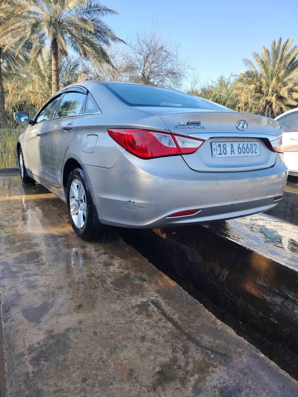 سوناتا مضلع ٢٠١٣ خليجي
محرك 2400 دوش مامفتوح عل شركه
كير عل شركه 
بيها قطع صبغ أثر جرد بدون داخل
ابيع احزام,
صدر امامي وخلفي جديد
تخم تاير 
سعرها 110 $اتصال ***********
