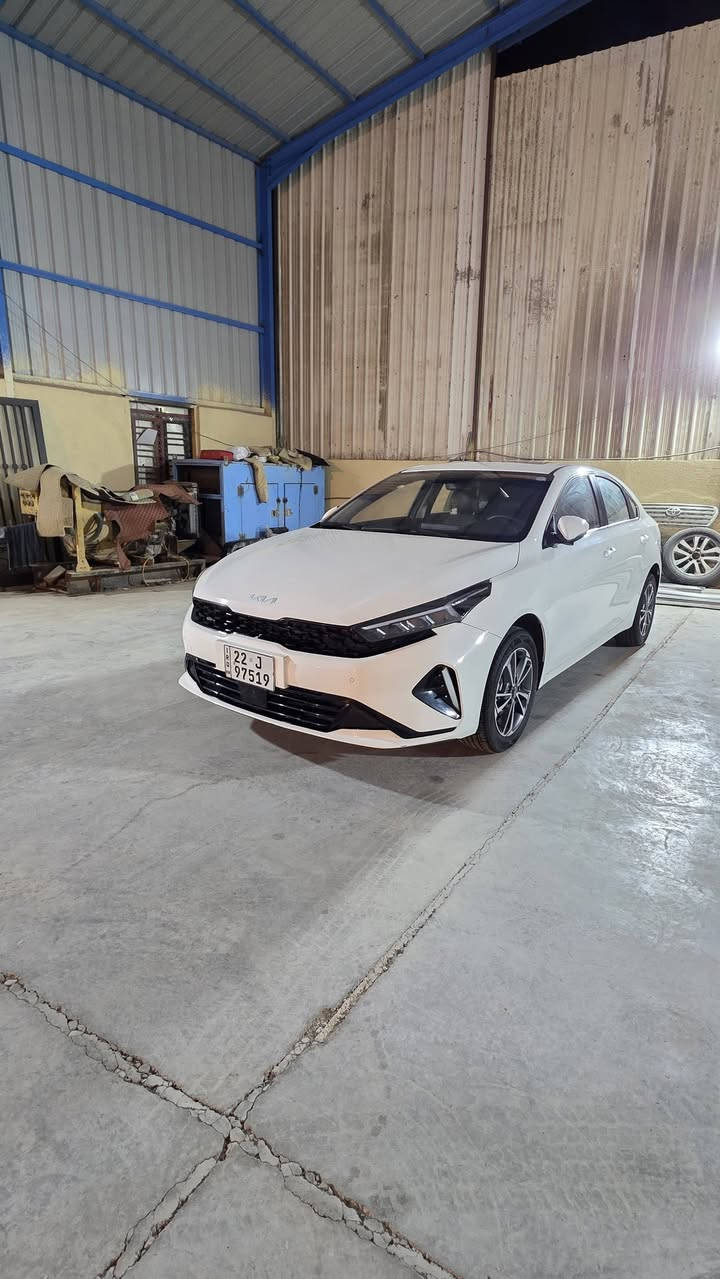 سياره k3 مديل 2024 خليجيه كفاله عامه ضربه صبغ تبديل بارد رصعه السياره ع وضع الشركه ماشيه ٣٠ الف السياره بعدهه ع وضع الوكاله رقم أربيل تريد تحويل تريد وكاله السياره فول مواصفات فتحه كشنات جلد تحكم كشنات سايد بريك دكمه السعر ١٤٠ وبيهه مجال بسيط كلش عنوان السياره بصره رقم الهاتف ***********
