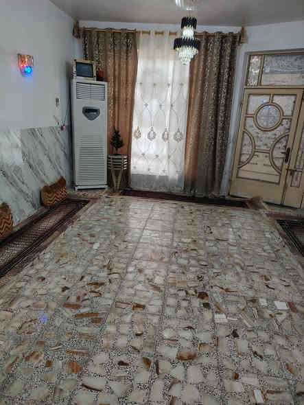 سلام عليكم بيت لبيع واسط العزيزية شكري تصنيع معه جملون ٣٠متر رقم هاتف ***********سعر خاص مساحه البيت 1250
