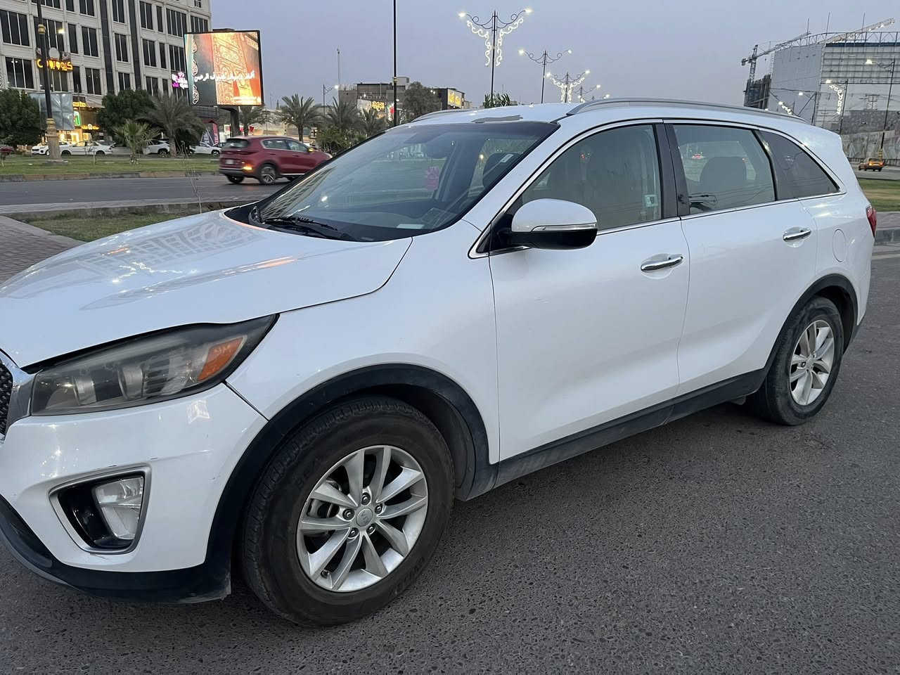 كيا سورنتو 2016
وارد امريكي 4 سلندر 2.4

حادثها تبديل بندي فقط نفس اللون
بدون صبغ ايرباك ستيرن فقط
٧ راكب قطعتين تبريد تحكم ستيرن وحساس وتدفئة كشنات مانع انزلاق ومثبت سرعه وكامره 

ماشية 70الف ميل (112الف
كيلو )
مكاني كربلاء ورقم السياره كربلاء سنويه جديده 
السعر ١٦٥

***********
0786969903
