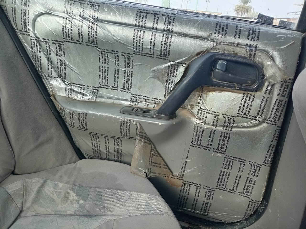 السلام عليكم البيع        سيارة نيسان  برايمر موديل ٢٠٠١ محرك ٢٠٠٠ سنوية منتهي ٢٠ رقم بغداد عنوان صلاح الدين قضاء بلد *********** السعر ٤٠ وبيها مجال
