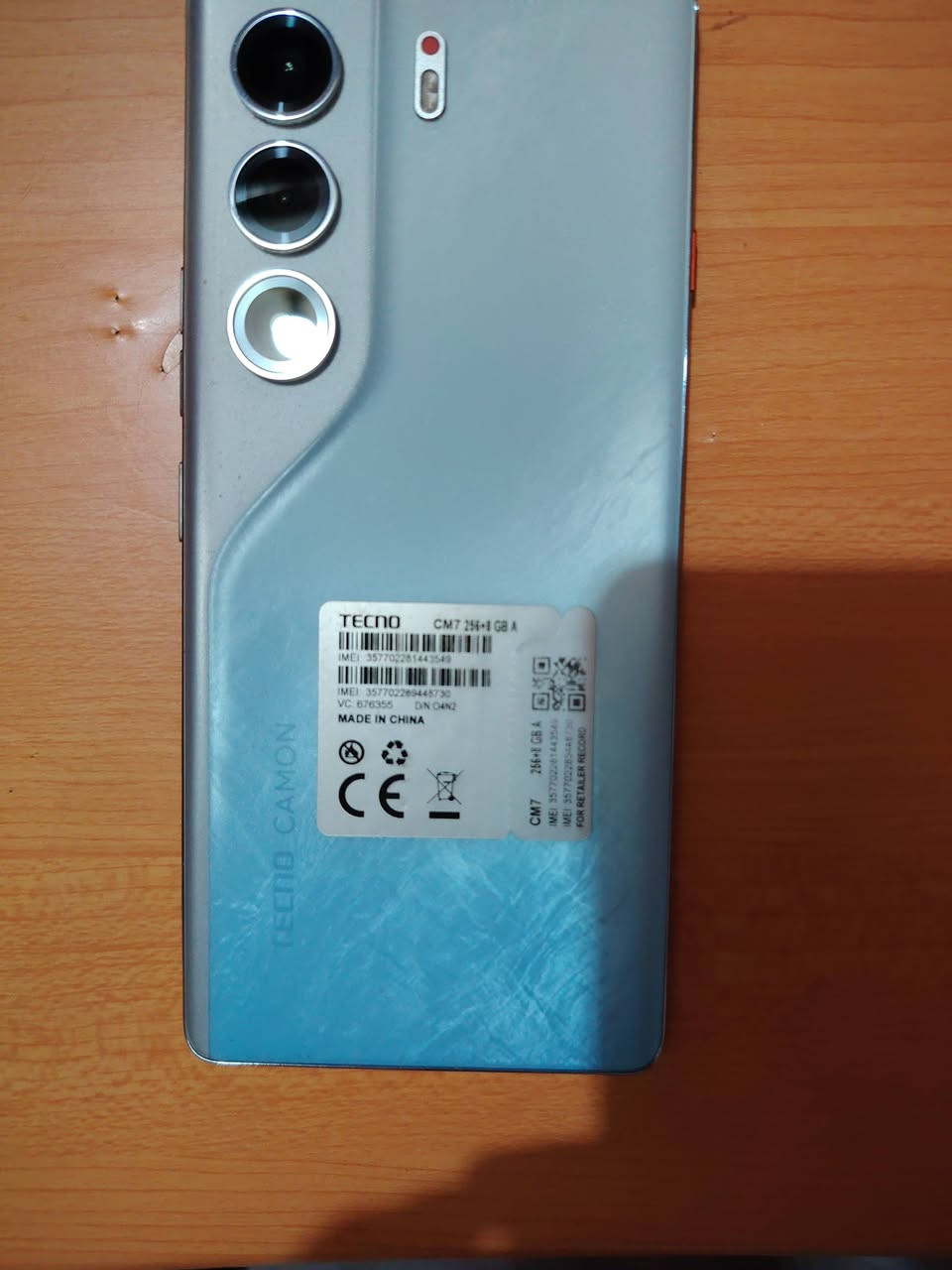 السلام عليكم 
#للبيعTecno 40 pro 5G
 تكنو ٤٠ برو ٥ جي 
ذاكرة 265 رام 8 +8
جهاز نظيف بالشرط استخدام قليل جدا
 بسعر مناسب 265 الف وبيه مجال قليل 
معاه كامل ملحقاته كارتون وشاحنة وكفر الشركة
للاتصال ***********
