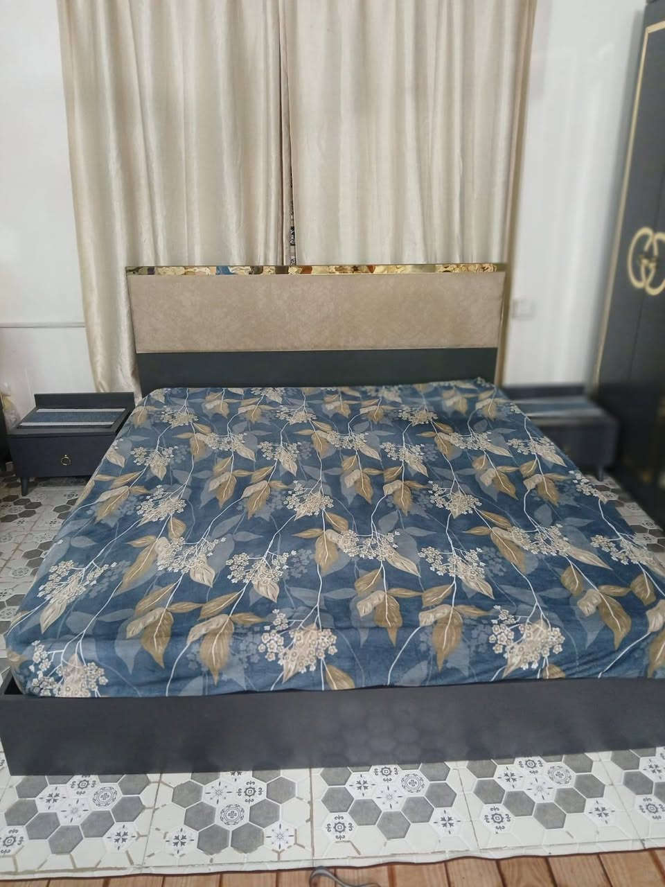 غرفة اخشاب ...تركي ..5قطع ..سعرة 550بيهة مجال ...استخدام قليل ..مكان قرية الغدير


**إذا كنت صاحب هذا الإعلان وتريد حذفه لأي سبب، رجاءا أرسل رسالة إلى الدعم الفني**