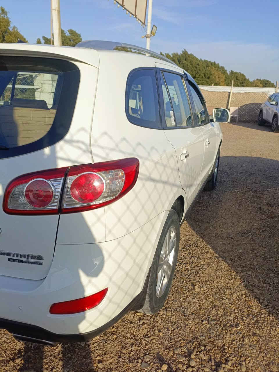 سنتافي 2012 خليجي
فول مواصفات
ماشيه 185 
رقم بغداد الجديد تحويل مباشر
ضرر السياره مثل ماواضح بالسونار
فقط بارد
كير محرك كفاله والك الفحص
شرط المحرك مامفتوح 

السعر 165 وبيها مجال
***********
