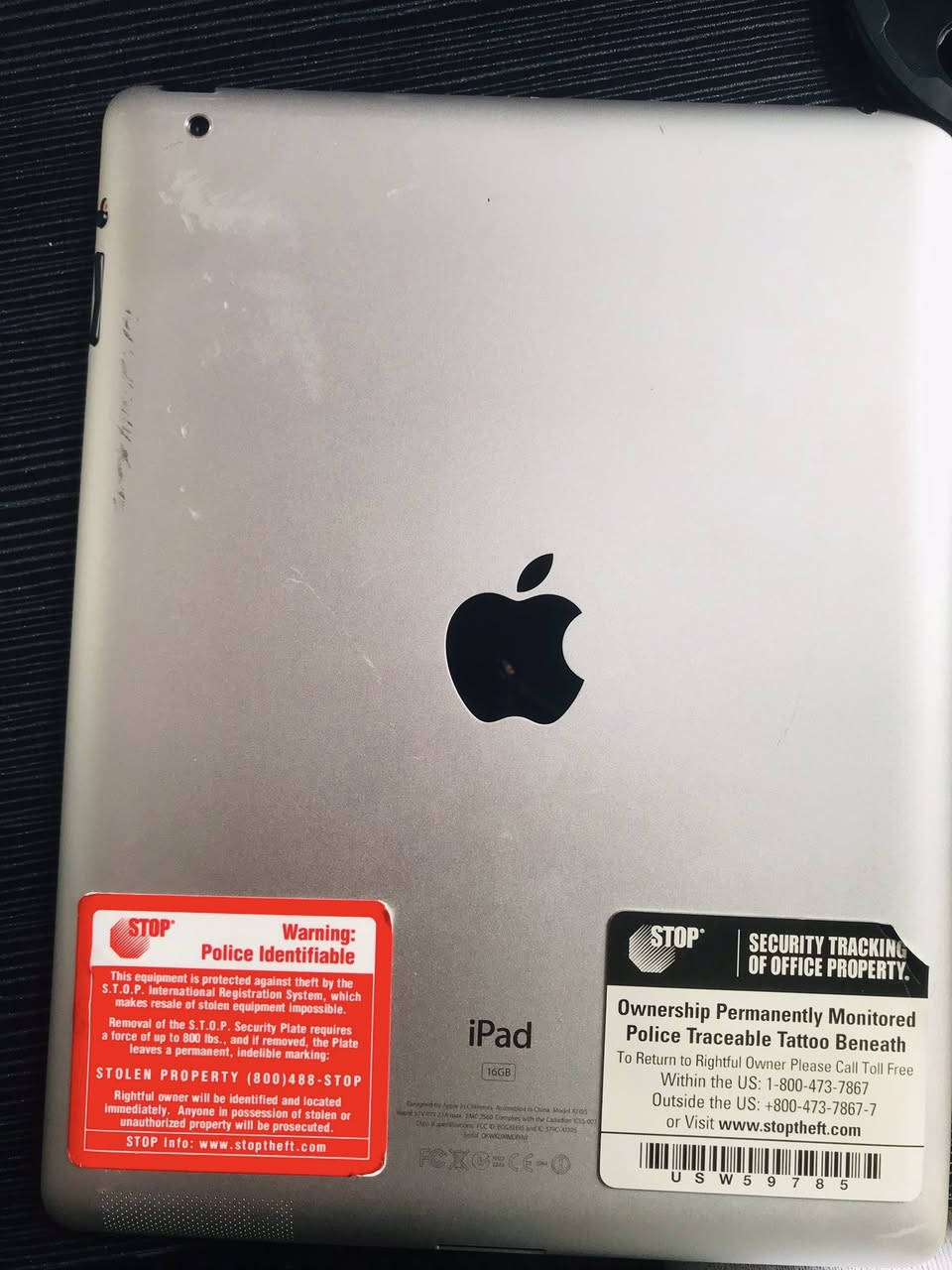 ثلاث ايبادات للبيع ثنين ذاكرة 16و واحد ذاكرة32 كلهن نضيفات وبسعار مناسبة للستفسار ***********
او المراسلة عل خاص
