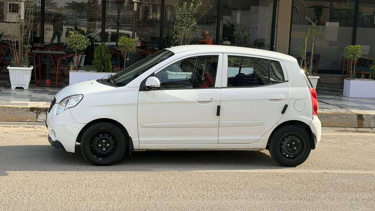 سلام عليكم
بيكانتو 2010
سياره جاهزه بدون نقص 
كلش حلوه 
كير ومحرك خير من 
تبريد ثلج 
صدر جديد 
بيه قطعتين صبغ 
سعر 63 وبيه مجال 
المكان بغداد العامرية 
‏‪***********‬‏
