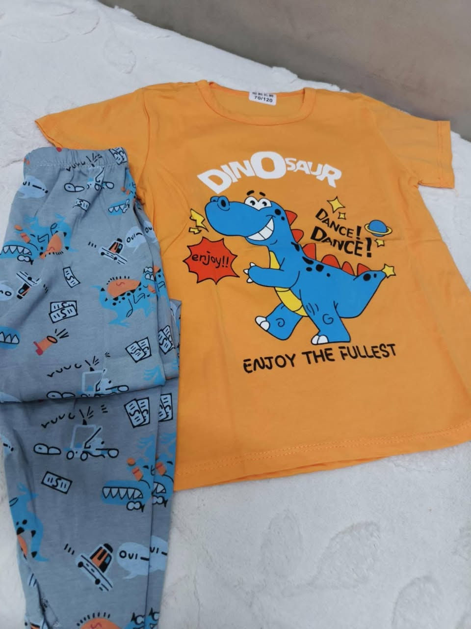 قياس أسفل صوره سعر قطعه ٥ الف 
توصيل بسمايه الف


**إذا كنت صاحب هذا الإعلان وتريد حذفه لأي سبب، رجاءا أرسل رسالة إلى الدعم الفني**