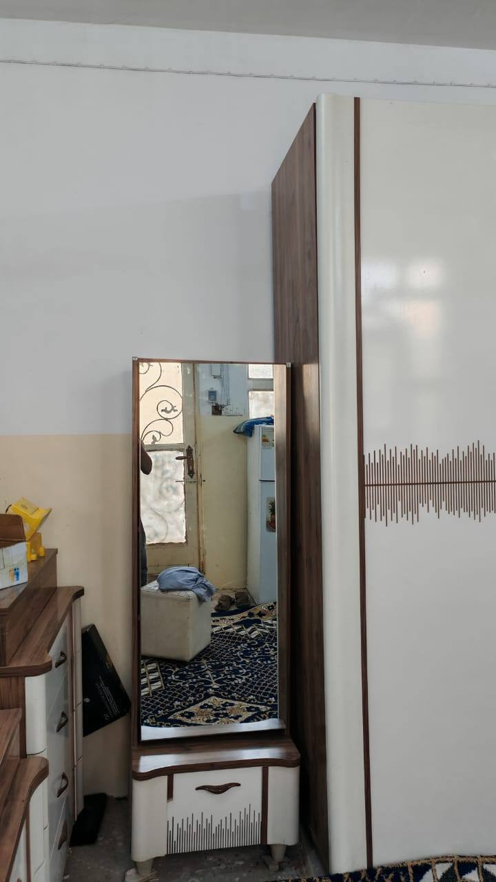 غرفه للبيع نضافه ٨٠ ٪ تركيه خشب ثخين مو خفيف ٨ قطع  بيع مستعجل السعر ٧٥٠ وبيها مجال قليل شراي راسل وتدلل مكانها نجف


**إذا كنت صاحب هذا الإعلان وتريد حذفه لأي سبب، رجاءا أرسل رسالة إلى الدعم الفني**