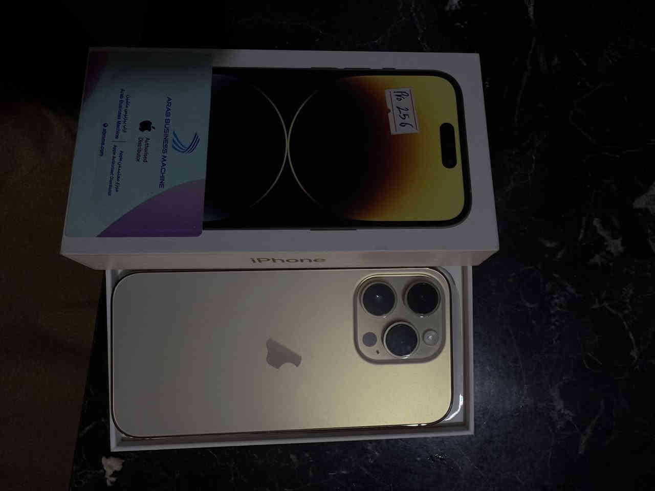 ايفون ١٤ برو 
ذاكرة ٢٥٦ 
البطارية ٨٦٪؜
الجهاز نظيف كلش لا مفتوح ولا بي شخط واحد 
بغداد - حي الجهاد 
الاستفسار على الرقم ***********
ما اعرف شكد اسعارهن الي يعرف سعره خل يعلق بيش ينباع ❤️
