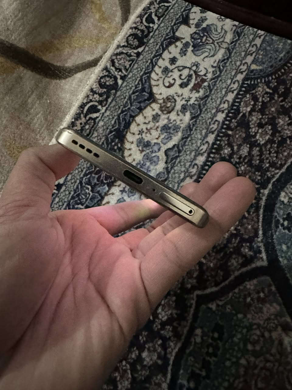 للبيع ريلمي 13 برو بلس السعر 320 قفل مكانيّ الديوانيه اتصال ***********
