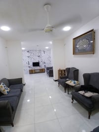 مشتمل • ١٠٠م • ٥ غرف نوم