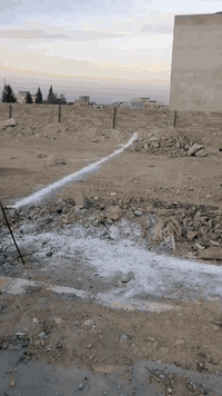 ارض للبيع سند اسود ملك صرف ومو جمعيات الواجها ٩ ونص والنزال ٢٢ المساحه ٢٠٤ متر الكندي الثانيه سعر المتر ٤٠٠ وبي مجال خابر وتدلل *********** واتساب موجود
