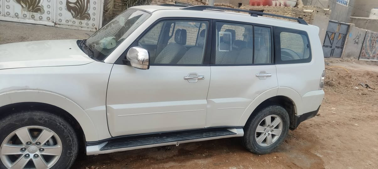 السلام عليكم
باجيرو. 2008  حبتور 
 
كشن كهربائي 

 3800  سلندر 6

فتحه سقف 

شاشه  

فور ويل 

حساس خلفي أمامي 

مري شفط 

تبريد 3 قطع 

صاج ملكي

7 راكب

بيه صفحة حزام صبغ 

 السعر115 وبية مجال 

رقم بغداد مشروع وطني السنوية الحد 27 تحويل مباشرة

إي ستفسار ***********

مكان الديوانية
