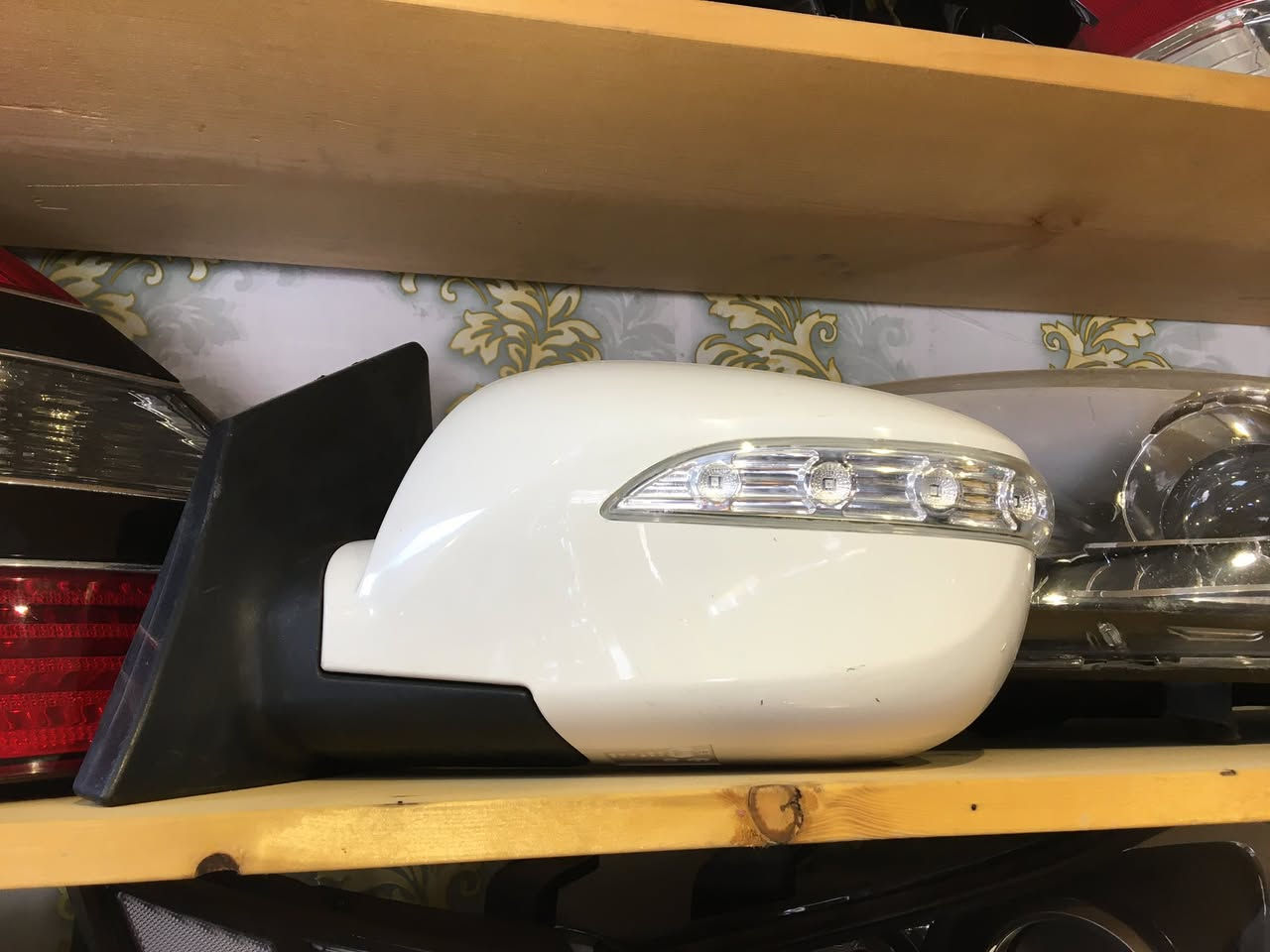 السلام عليكم👋🏻
🔥متوفر جميع أنواع المرايات الجانبية 
#علي_المياحي_لتصليح_اللايت_ومرايه_جانبية

🤪😉عرض خاص عرض خـاص للسيارات الكوريه فقط😉
 ↩️من مـحـلات  ( علي المياحي ) 💪
✅تبديل دشالي بــ 20 الف 
✅تبديل ماطور شفط بـ 20 الف
✅تبديل ماطور تحكم بـ 25 الف 
✅تبديل مجمع كامل ب40 الف 
✅تبديل مرايه رادار تركي ب25 الف فقط الكزازه
👇🏻👇🏻👇🏻👇🏻👇🏻👇🏻👇🏻👇🏻👇🏻👇🏻👇🏻
⭕️تصليح جميع انواع المرآة الجانبيه 
🛑تصليح مرآة جيب لاريدو 
🛑تصليح مرآة جمسي يوكن 
متوفر ماطورات شفط كوري  ياباني امريكي 
متوفر جميع انواع الاشاير الاصلية والتجارية
متوفر جميع انواع زجاج المرايا الجانبية
  
✅
العنوان بغداد
شارع فلسطين شارع الاسواق المركزيه بتجاه باب المعظم بعد مجسر محمد القاسم يساراً مجاور علوة الاسماك //واذا جاي من باب المعظم قبل جسر محمد القاسم على ايدك اليمين اسم المحل علي المياحي 
***********
***********
***********
