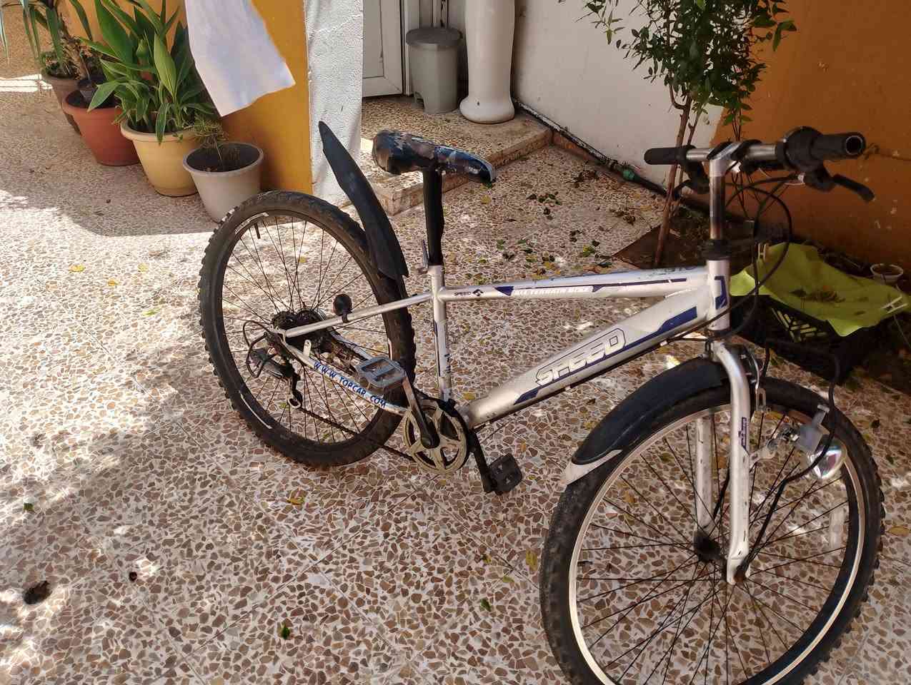سلام عليكم بايسكل لبيع نضيف ٪كير شغال ماكينه ما مفتوحه حجم 26 ما ابي اي عطل يريدو يجي خاص موديل البايسكل 2017♥️


**إذا كنت صاحب هذا الإعلان وتريد حذفه لأي سبب، رجاءا أرسل رسالة إلى الدعم الفني**