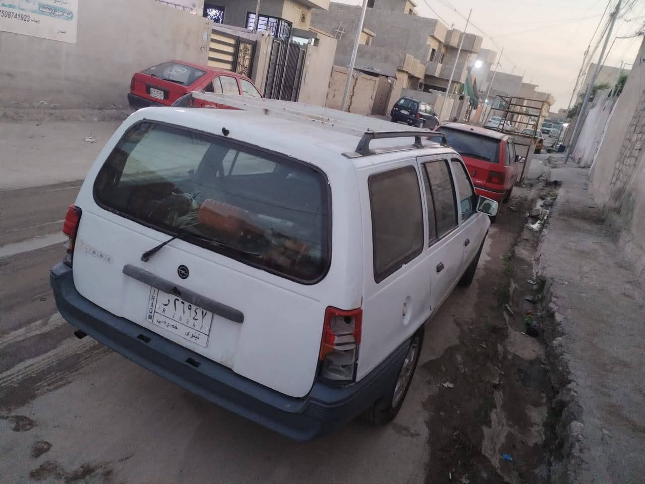 اوبل كاديت. موديل. 91. السياره.  حلـِۈۋ‏وھّ   او كاعده.  داخلها.  كلو. مدوشم.  جديد.  سقف ابواب.  صندوك. السياره.  كامله.  الشرعي. اب حي الوحده. شرط التحويل.  سنويه 29 كاربون. بيها.  بس لآزٍمٍ  اتحولو الكتروني.   فقط السعر 23مجال. بصيط
***********
