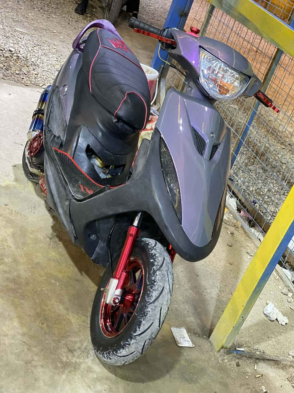 السلام عليكم دراجه نوع ماكس عدله فول تزويد بوشه 55كفرات لون مميز دراجه مفوله من معدل ونهضه اطيك على الشرط ربع ما تخسر عليهه السعر 650وبيهه مجال و المو شراي يسمع غير حجي ***********
