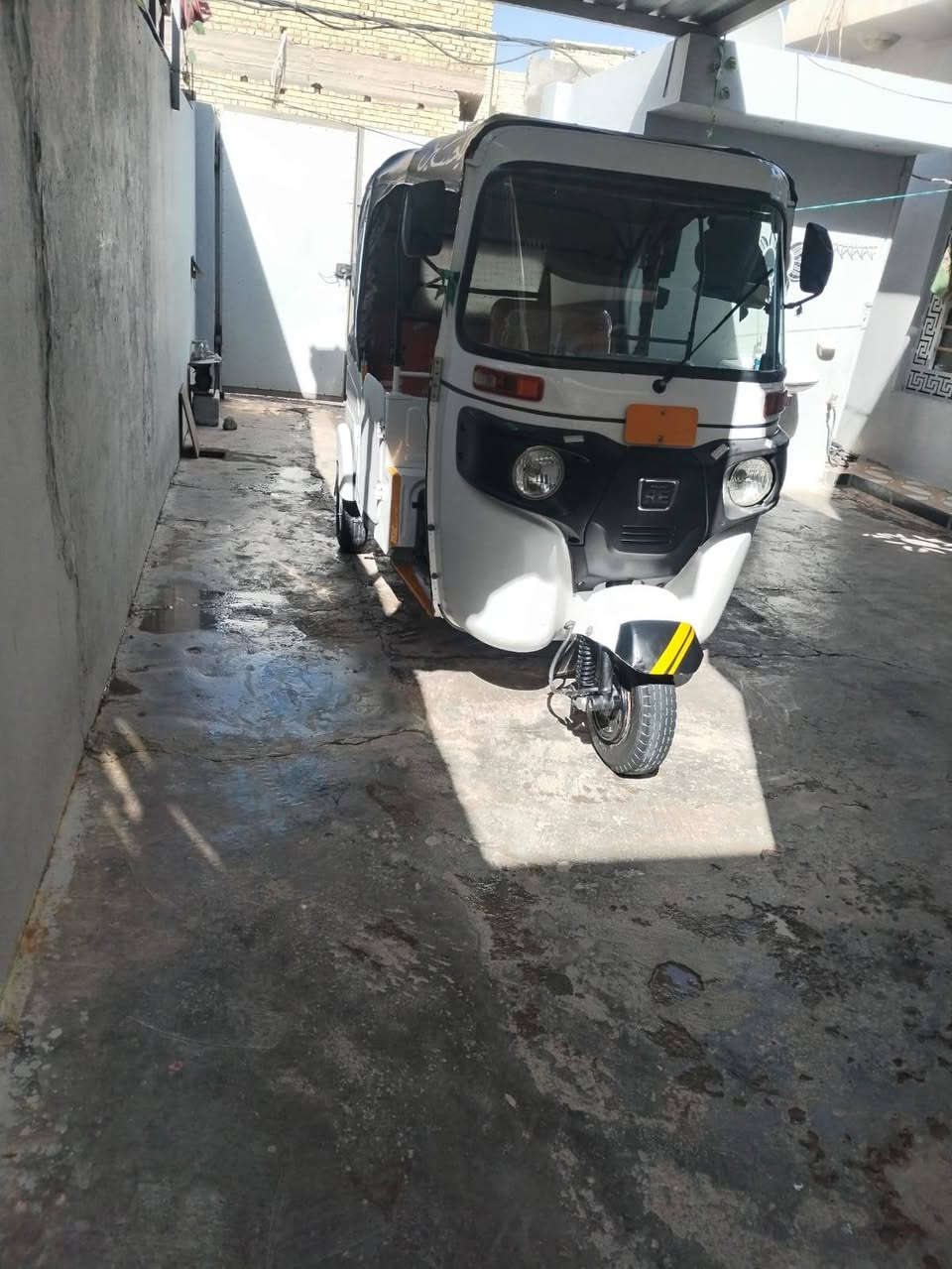 تكتك للبيع مديل 22 مكفوله كفاله عامه رقم واسط شراي ***********
