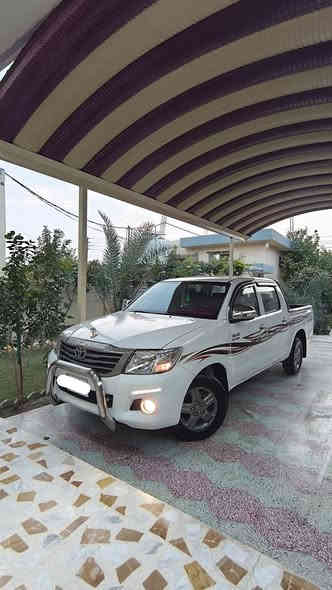 سلام عليكم للبيع بيكم تيوتا موديل 2015 رقم ديالى الماني مشروع وطني سنويه مجدده تحويل مباشر كير اوتماتيك شاصي ١٩ كويتي السياره مكفولة كفاله عامه عده بيه بارد مكانين وموضح بل سونار داخل المنشور كير مكينه ما مفتوحه صدر امامي وخلفي جديد تخم تاير جديد تبريد ثلج دوشمه جديده داخل ماروني ارضيه جلد تحكم استيرن اشاير بل مري لايت زنون سياره جديده ومال جناي السعر 223 و بيه مجال للشراي قليل رقم الهاتف 
***********
***********
