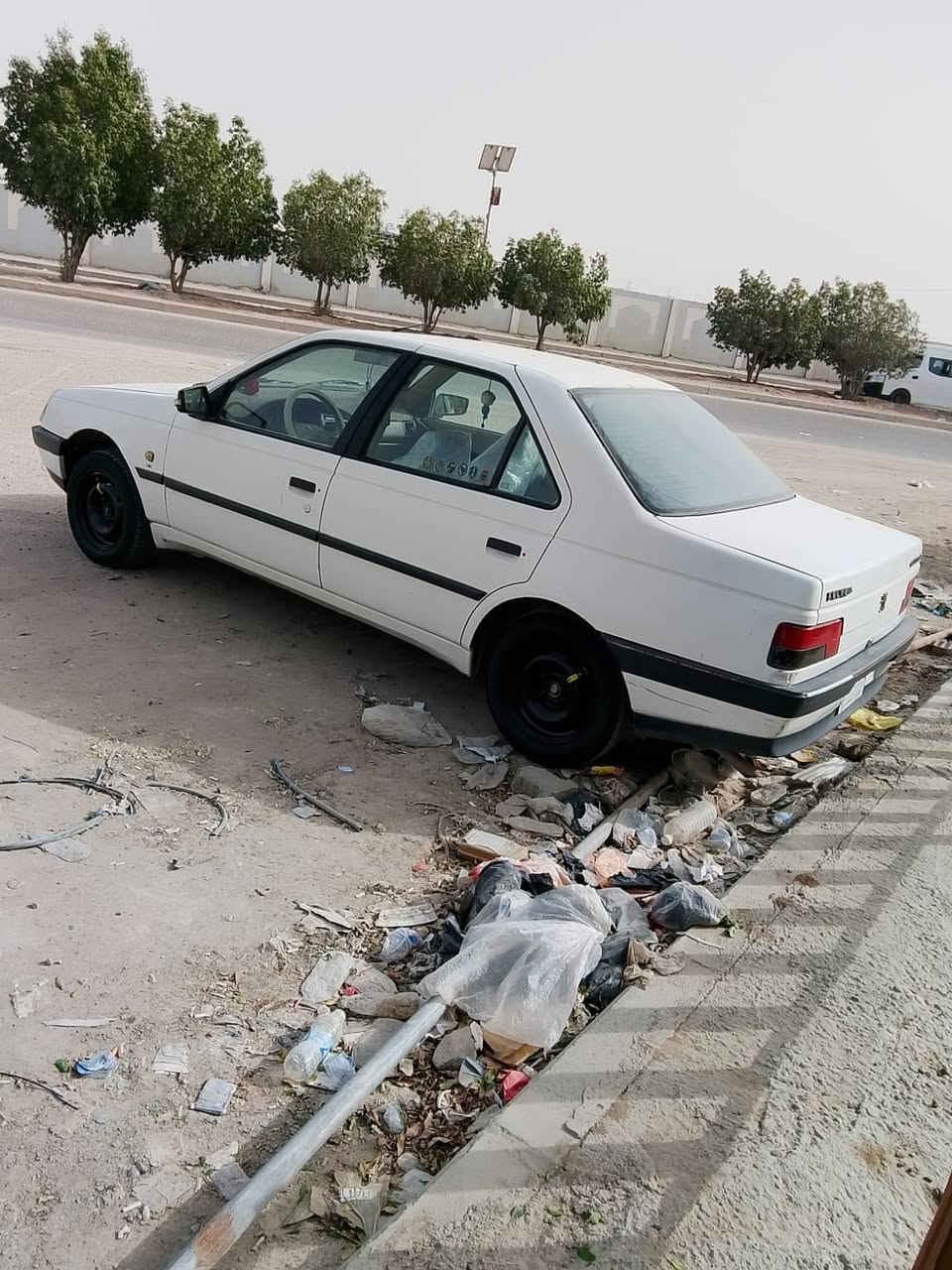 بيجو 405  گير مكينه حداديه 70% مكفولة السعر 35 وبيه مجال 
النجف حي الميلاد  *********** اتصال او واتساب
