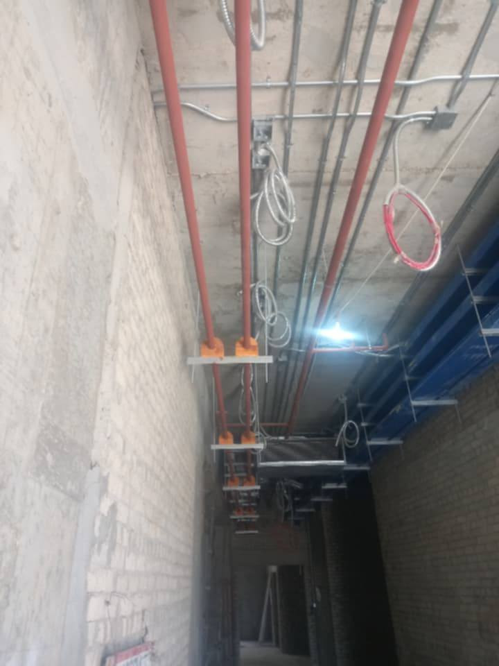 ابو مالك المصري خلف فاير حريق وشيلد ويتر ولحام وتصنيع جميع انواع الحديد والفريمات والسبورتات مقيم في بغداد الجديده***********
