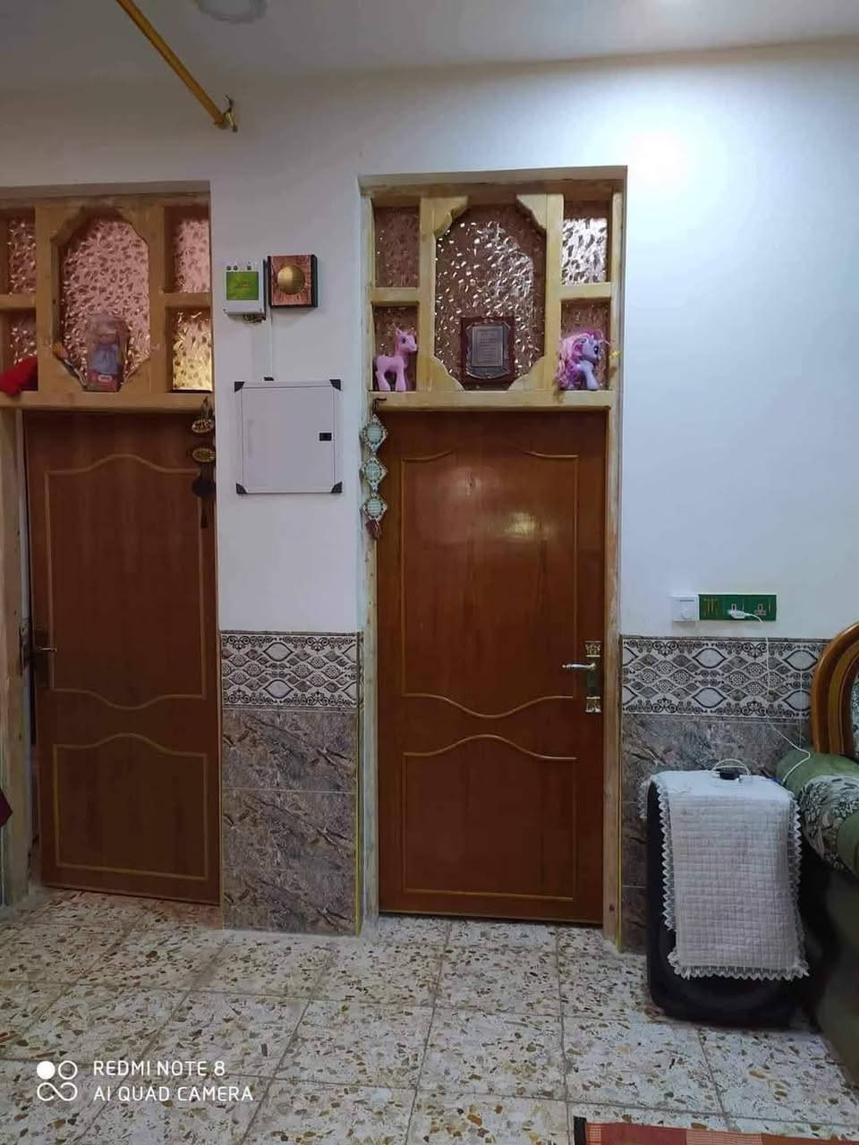 بيت بلديه للبيع بناء 2020 مساحه 200متر غرفتين وصاله واستقبال صحيات داخليه و خارجيه ومطبخ للاستفسار ***********
