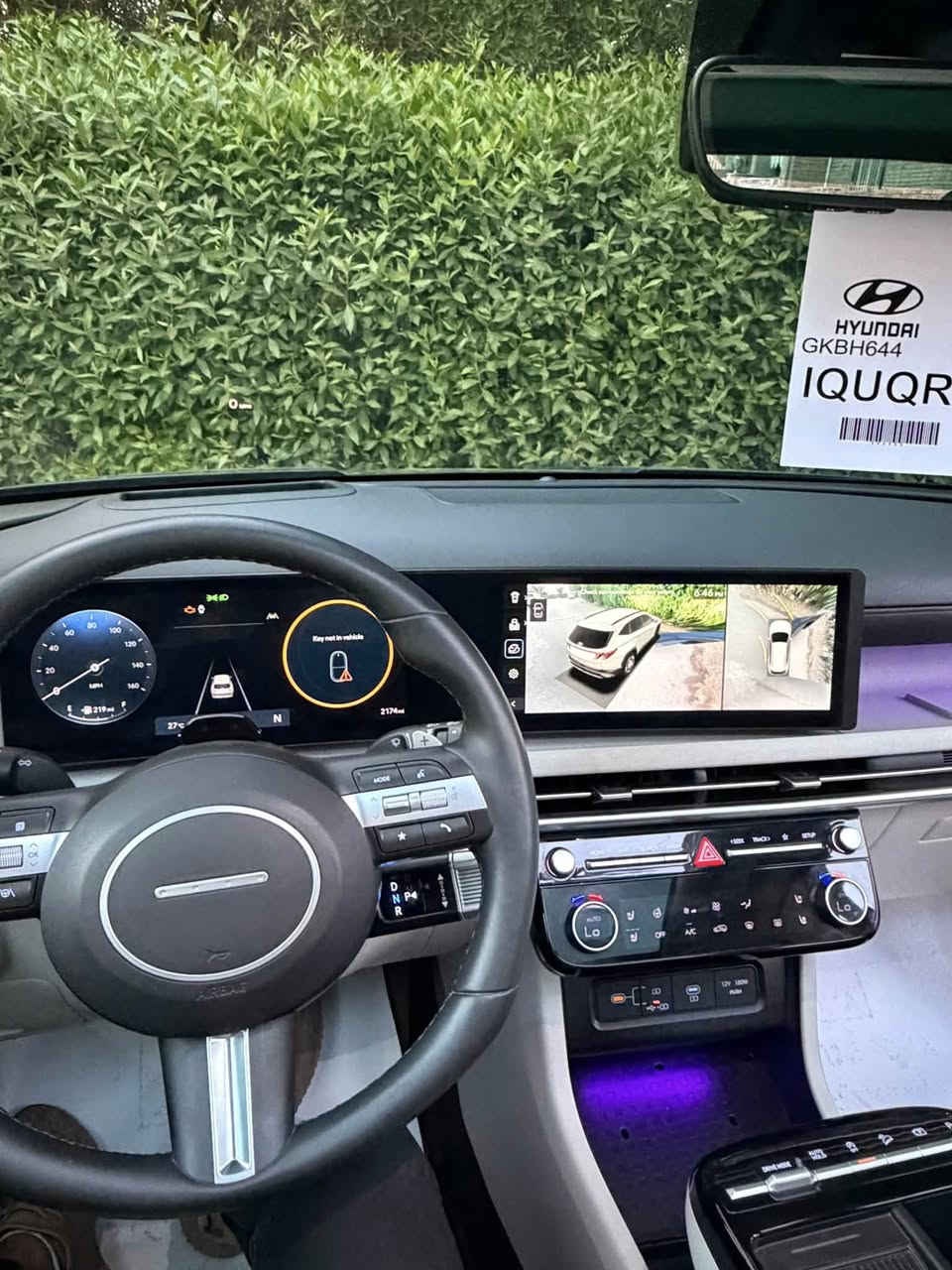 2025 Tucson limited 
توسان لمتد اعلى مواصفات 
رقم بغداد دخول جديد
ضرر بسيط قطعتين صبغ بنيد وقبق جنطة صندوك ضرر سطحي بدون لا شواصي ولا لغد باقي السيارة كفالة 
ايرباك ستيرن فقط 
السيارة جديدة ودخول جديد واخت الزيرو بعدها 
ماشية 2000 فقط 
1- محرك 2500
2- بانوراما 
3-اربع كامرات امامي وخلفية وجانبية بالمرايات 
4- حساسات امامية وخلفية ١٢ حساس
5- رادار امامي وجانبي وخلفي نقط عمياء 
6-تتقدم وترجع بالبصمة 
7- كشنات جلد ابيض وكهرباء الاماميات 
8- تبريد وتدفئة كشنات امامية وستيرن تدفئة وكشنات خلفية تدفئة 
9- كير تعليك و شفتات ستيرن 
10-خزن كشنات
11-لايتات عدسات تختلف عن العادي
12- صندوق كهرباء ومن تقترب منة يفتح  
13- داتا شو تعرض على الجامة الامامية 
14- سستم صوت Bose 
15-اوتو هولد
16- مساعدة النزول من المنحدرات 
17-شاحن تلبفون واير ليس 
18-حساس قراءة العين 
19-الوان داخلية تتغير ١٠ الوان بيها 
20- انارة داخلية led 
21-شحن تايب سي 
22- ويل كب حجم ١٩ 
23- شاشة كبيرة ابل كار بلي واندرويد اوتو 
السيارة جديدة ومابيها اي نقص 
مكان السيارة بغداد
السعر 237$ وبيها مجال 
***********
