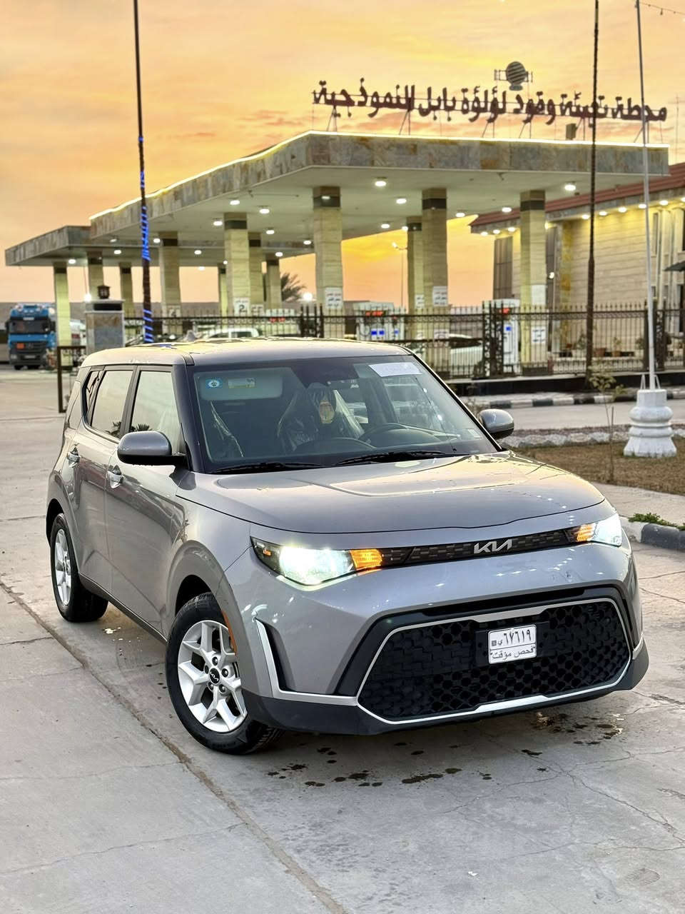 للبيع صول 2023 نص فول
حادث صبغ ربع الباب فقط بدون دواخل
بدون ارباك السعر 142 وبيه مجال 
للتصال ***********
