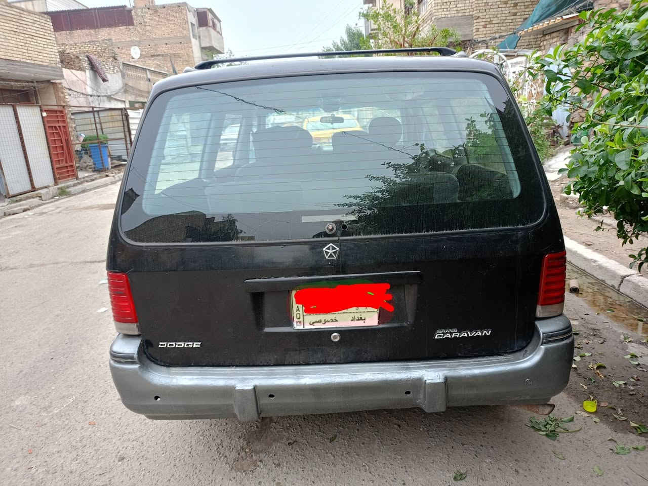 دوج بلايموث 92رقم بغداد باسمي السنويه 28السعر 40 محرك وكير حاويه حداديه نص ونص تبريد  قطعتين شغال تخم تاير جديد مكان السيارة بغداد ***********
