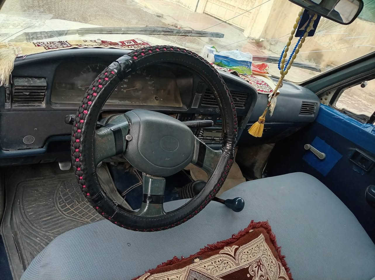 السلام عليكم بيكم موديل 1989 رقم صلاح الدين ما اندل صاحبها مكفوله دوله وعشاير كير محرك شرط سياره نظيف داخل خارج 
السعر 42 ورقه وبيها مجال 
للأتصال ***********
