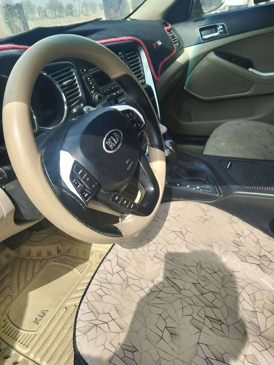 سلام عليكم وبتيمه خليجي مكينه ٢٤٠٠سياره جاهزه من كلشي مكفوله كفاله عامه رقم مثني  مكانه بسماوه سعر خاص ترهم مراوس مديل ١٣ ***********
