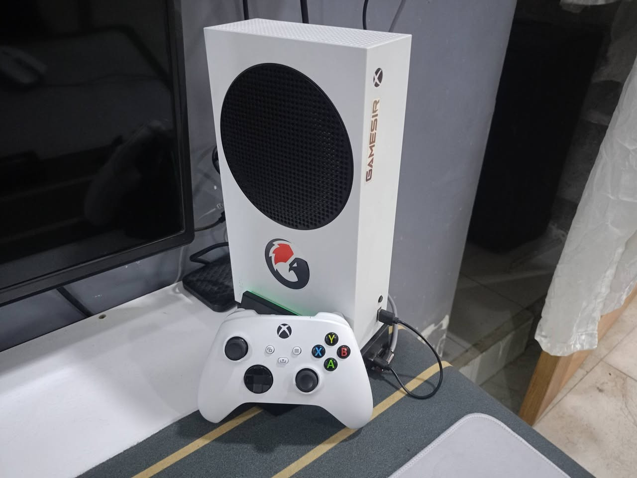 سلام عليكم Xbox series s لبيع جهاز كلش نضيف
مواصفات 
مساحة تخزين 512G

مع هارد خارجي مساحة 500G

جهاز يشغل 120فريم 

ملحقات الجهاز 
1-واير كهرباء 
2-جوستك أصلي ملاحظة(بيه درفت بل كير بس تكدر تصلحة)
3-واير HD
4-مبرد هوائي 
--------------------------------------------------------------------------------------------
ملاحظة عندي جوستك كيم سير إحترافية بيه اضواء RGP اذا تريده راح أحمل على سعر جهاز 
قيم جهاز وحط سعرك بل تعليقات مع أو بدون جوستك كيم سير واني أقيم سعرك وأراسلك


**إذا كنت صاحب هذا الإعلان وتريد حذفه لأي سبب، رجاءا أرسل رسالة إلى الدعم الفني**