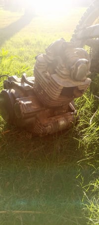 محرك ياماها 250cc شغال قوي جدآ جاهز من كهربائيات وكابريتر السعر 200الف...