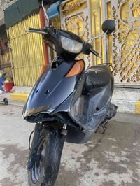 دراجة سازوكي 120  محرك نظيف الكفرات بس الأمامي متضرر  شغاله كلشي ما بي...