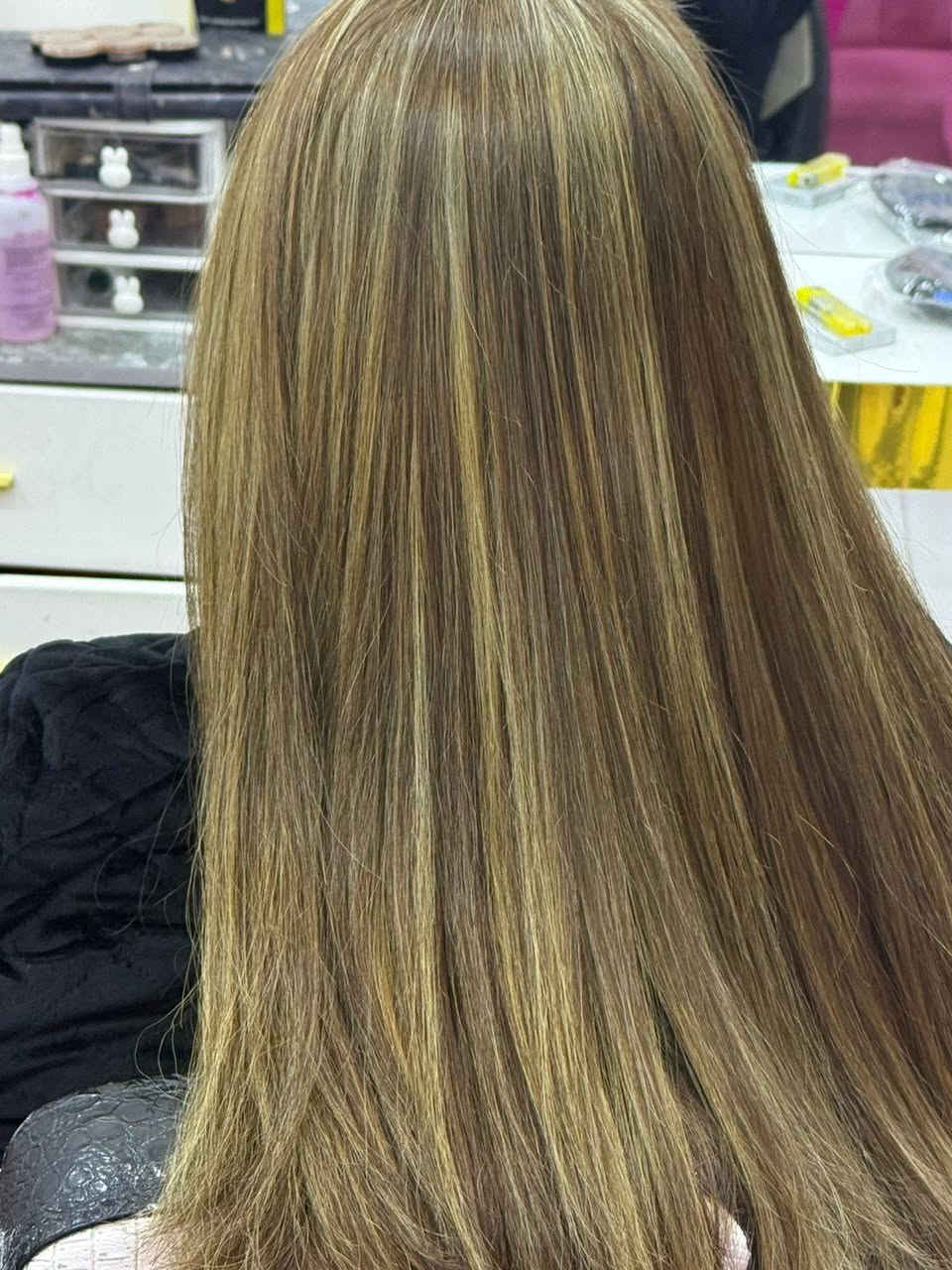 عروض سنتر ماسة سحب بارد وصبغ وتخصيل ومعالج بارد وشسوار هديه كل هذا واليوم وباجر 50بس للحجز ***********💯ع أيد كادر محترف لبناني تنورنا 🙏
