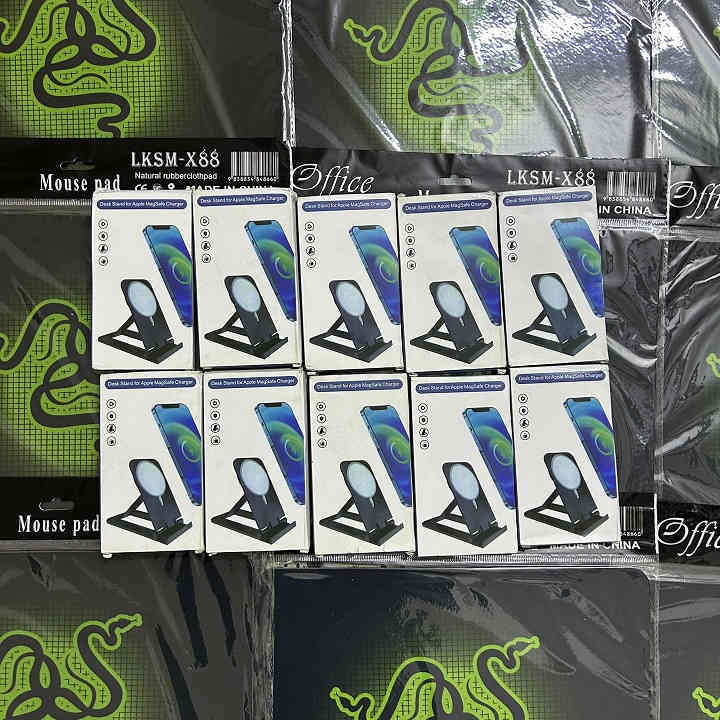 الأقوى والأسرع في فئة الديل (الوورك ستيشن) 🔥 

لابتوب Dell Precision 7530 مع #سيت_هدايا 🥳 

#معالج_قوي كور i7-8750H (الجيل الثامن) بأعلى فئة H المصممة للإلعاب والتصاميم 

رام 16 كيكا DDR4 

هارد 512 نوع SSD M2 (أسرع من SSD إللي هو أصلاً سريع)!!

#كارتين_شاشة

كارت شاشة داخلي  Intel UHD Graphics 630 حجم 8 كيكا 

كارت شاشة #خارجي قوي NVIDIA Radeon Pro WX 4150 حجم 4 كيكا  

مجموع كروت الشاشة 12 كيكا (يشغلك كافة الألعاب والبرامج)

شاشة كبيرة 15.6 Full HD (بيها تشبع لوني قوي)

#السعر 550 ألف مع #سيت_هدايا (حقيبة + ماوس + ماوس باد + هدفون + ستاند تلفون)

#ملاحظة: ضمان إسبوع إستبدال فوري + اللابتوب يوصلك منصب عليه الأوفيس و برامج مونتاج و هندسة، بالإضافة لبرامج الكيم لوب الخاص بالألعاب + يوصلك مع الهدايا مغلف داخل بوكس بكل عنايه وأناقة 🎁

بغداد شارع فلسطين (توصيل #مجاني بكل العراق)

*********** (موجود واتساب)

صور حقيقية مع الملحقات و الهدايا 👇
